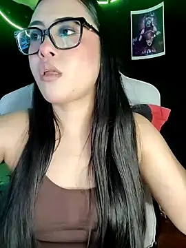 Snapshot of Janna_mnt chatting on 10.19.25 Janna mnt online show from 10.19.25