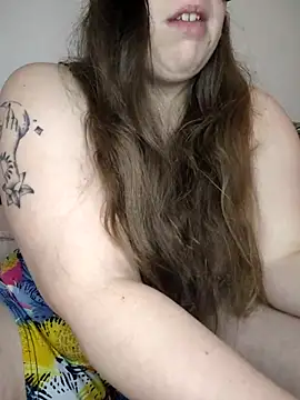 Snapshot of FrancaiseLynne chatting on 02.15.25 FrancaiseLynne online show from 02.15.25