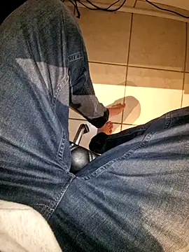 Snapshot of Lorent6969 chatting on 10.23.25 Lorent6969 online show from 10.23.25