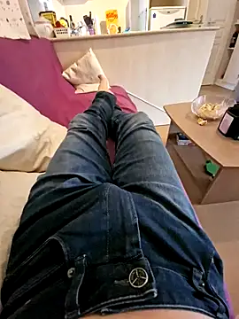 Snapshot of Lorent6969 chatting on 10.27.25 Lorent6969 online show from 10.27.25