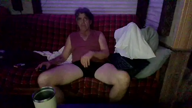 lateniter online show from 12.21.25