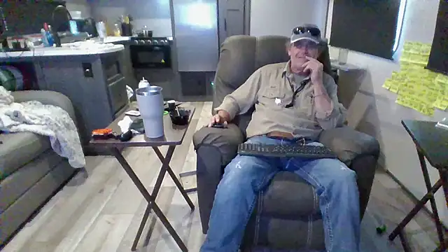 lateniter online show from 01.05.26