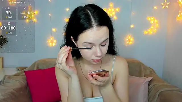 Snapshot of Lori__Hell chatting on 01.18.25 Lori Hell online show from 01.18.25