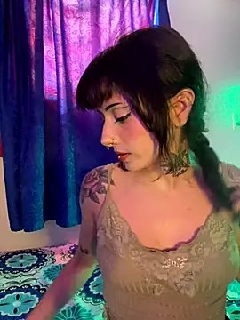 LiliJones  online show from 11.03.25