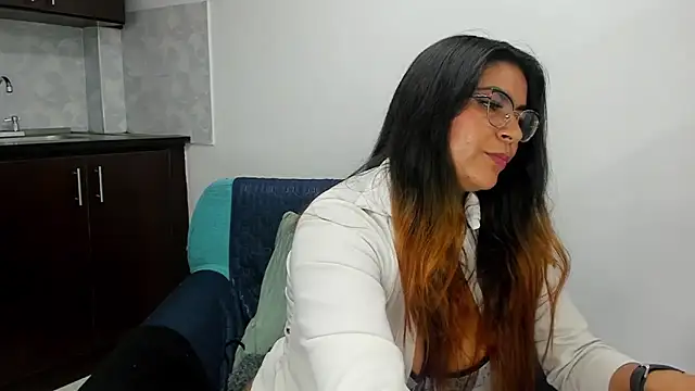 Luna Dumont online show from 02.13.25