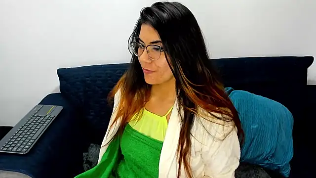 Luna Dumont online show from 02.17.25