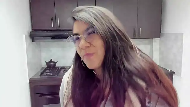 Luna Dumont online show from 09.16.25