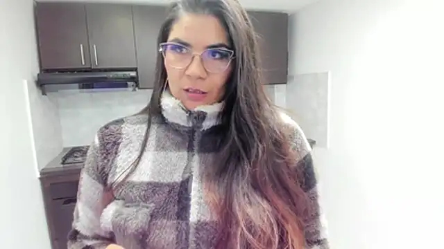 Luna Dumont online show from 12.16.25