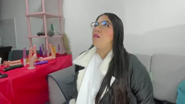 Luna Dumont online show from 01.19.26