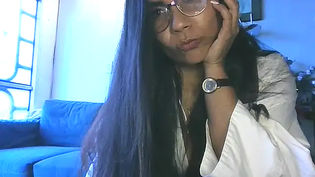 Luna Dumont online show from 04.15.26