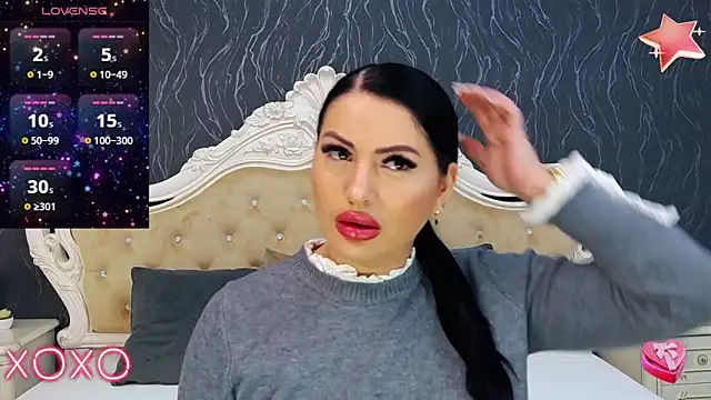 Snapshot of Lauren_Saint chatting on 02.06.25 Lauren Saint online show from 02.06.25