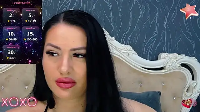 Snapshot of Lauren_Saint chatting on 02.12.25 Lauren Saint online show from 02.12.25