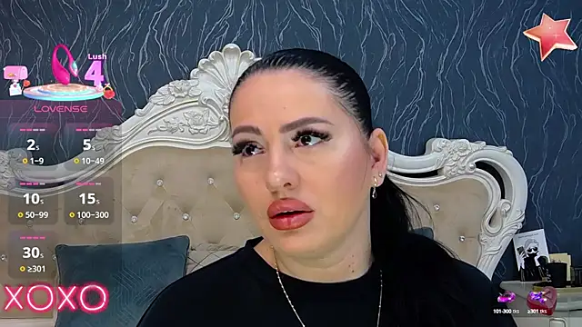 Snapshot of Lauren_Saint chatting on 02.25.25 Lauren Saint online show from 02.25.25