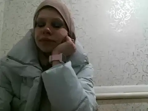 Julie Silver online show from 02.26.25