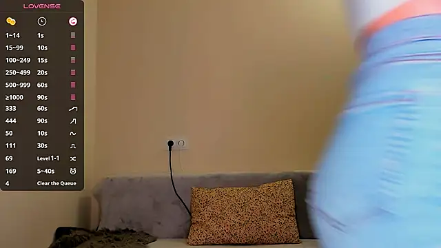 Kimmberr online show from 04.18.26