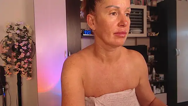 SheilaRyan online show from 10.18.25