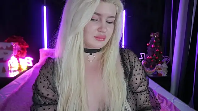 CocoSecretss online show from 12.25.24