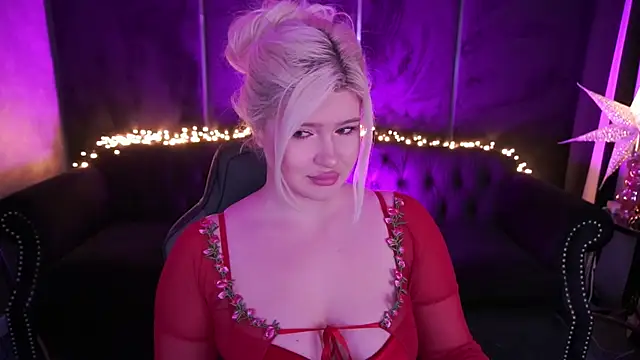 CocoSecretss online show from 04.23.26