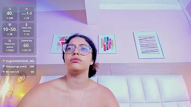 Snapshot of Dollar-girl chatting on 03.21.25 Dollar-girl online show from 03.21.25