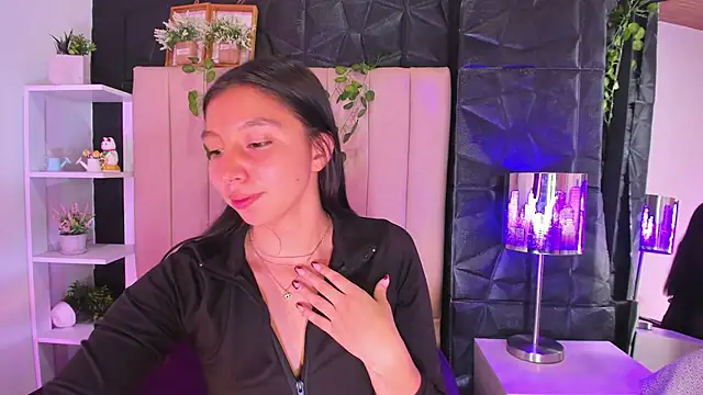 kendall saenz online show from 11.22.25