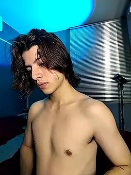 Snapshot of Allen_clark chatting on 12.17.25 Allen clark online show from 12.17.25