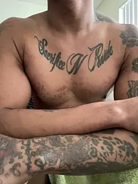 Snapshot of MidnightFlexxx chatting on 12.20.24 MidnightFlexxx online show from 12.20.24