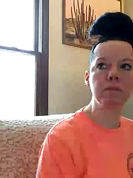 SidneyRaee online show from 01.10.25