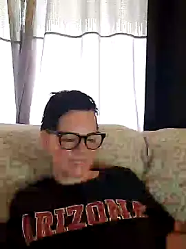 SidneyRaee online show from 02.05.25