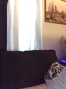 SidneyRaee online show from 12.05.25