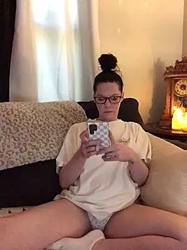 SidneyRaee online show from 04.21.26