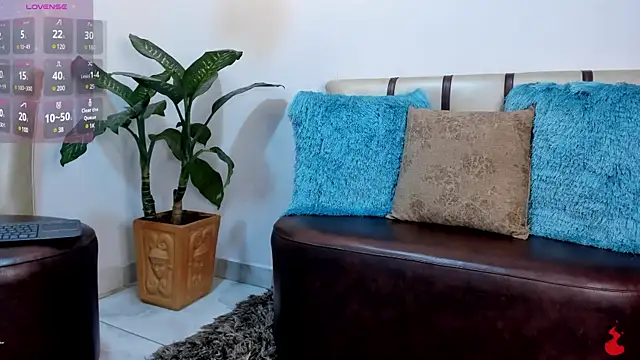 Snapshot of kayleeScott chatting on 01.29.25 kayleeScott online show from 01.29.25