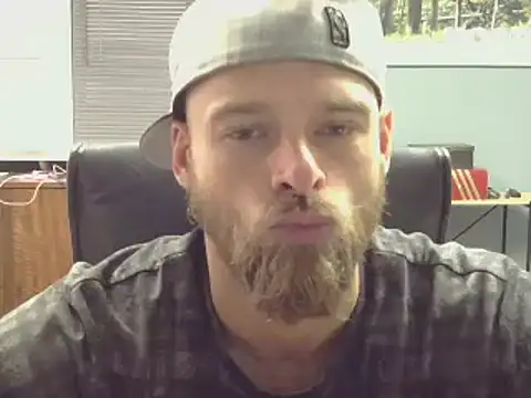 Snapshot of jjameson411 chatting on 03.08.25 jjameson411 online show from 03.08.25