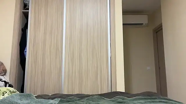 Snapshot of naughtyhollyxxxx chatting on 10.23.25 naughtyhollyxxxx online show from 10.23.25