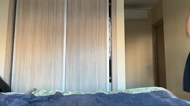 Snapshot of naughtyhollyxxxx chatting on 10.24.25 naughtyhollyxxxx online show from 10.24.25