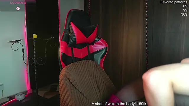 just maxii online show from 02.08.26