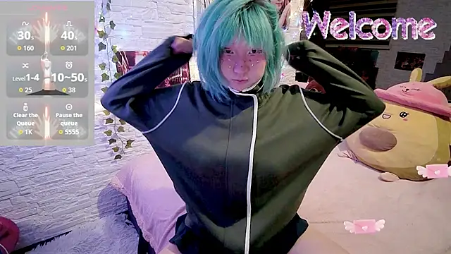 Snapshot of Akemilun chatting on 10.01.25 Akemilun online show from 10.01.25