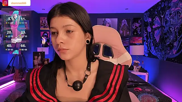 LanaKyutt online show from 10.11.25