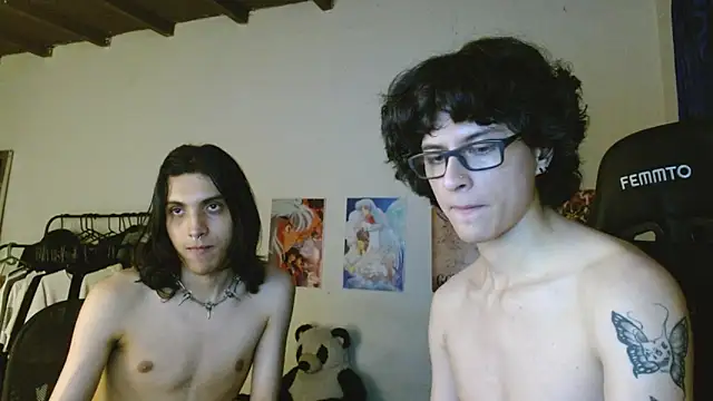 Snapshot of angelitofemboy chatting on 01.24.25 angelitofemboy online show from 01.24.25