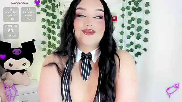 Snapshot of cattriona_muller chatting on 02.15.26 cattriona muller online show from 02.15.26