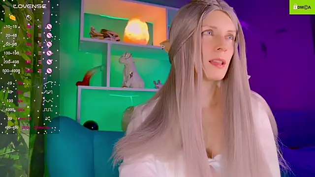 Snapshot of Flash_Summer chatting on 11.02.25 Flash Summer online show from 11.02.25