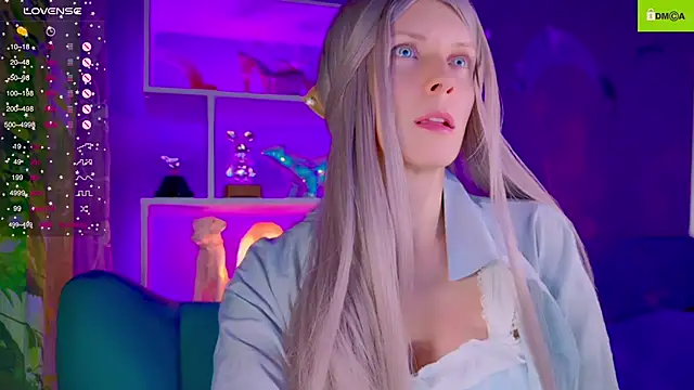 Flash Summer online show from 11.28.25