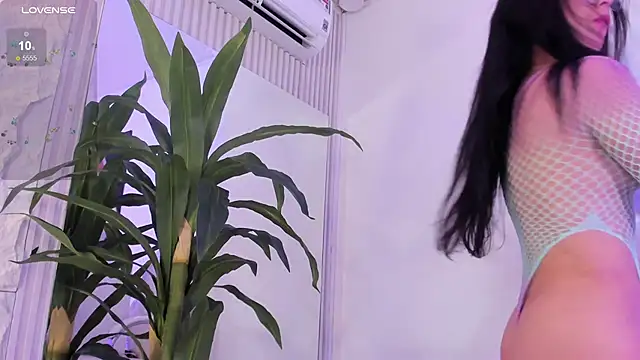 EriKlein online show from 10.15.25