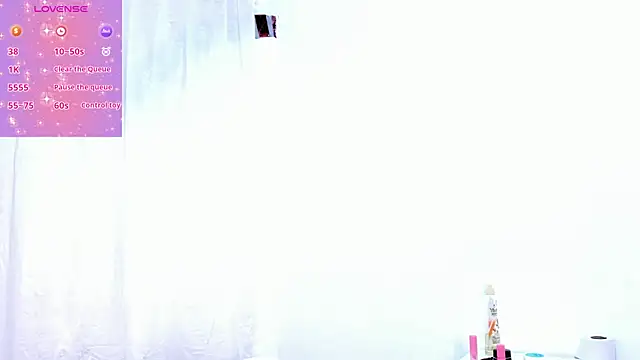 Snapshot of RoxannaBlanche chatting on 10.06.25 RoxannaBlanche online show from 10.06.25