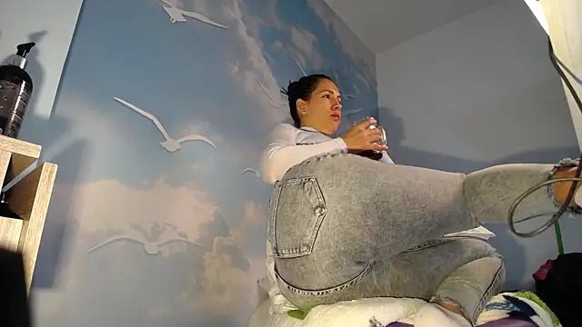 Nata bernett online show from 12.18.24