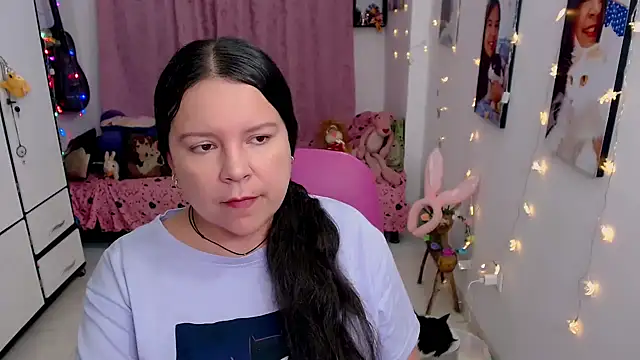 claryssa  online show from 04.26.26