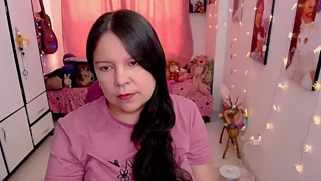 Snapshot of claryssa_ chatting on 04.30.26 claryssa online show from 04.30.26