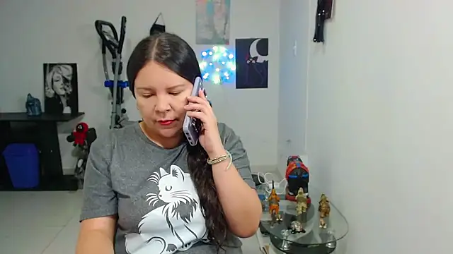 Snapshot of claryssa_ chatting on 05.31.26 claryssa online show from 05.31.26