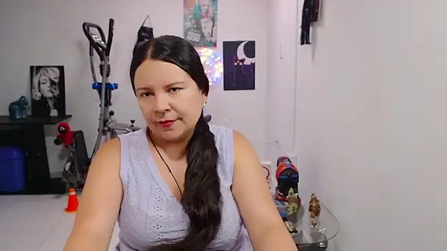 Snapshot of claryssa_ chatting on 06.03.26 claryssa online show from 06.03.26