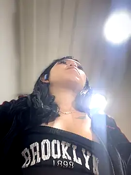 emily rosse04 online show from 10.15.25