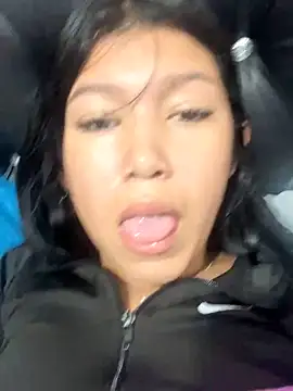 emily rosse04 online show from 11.22.25